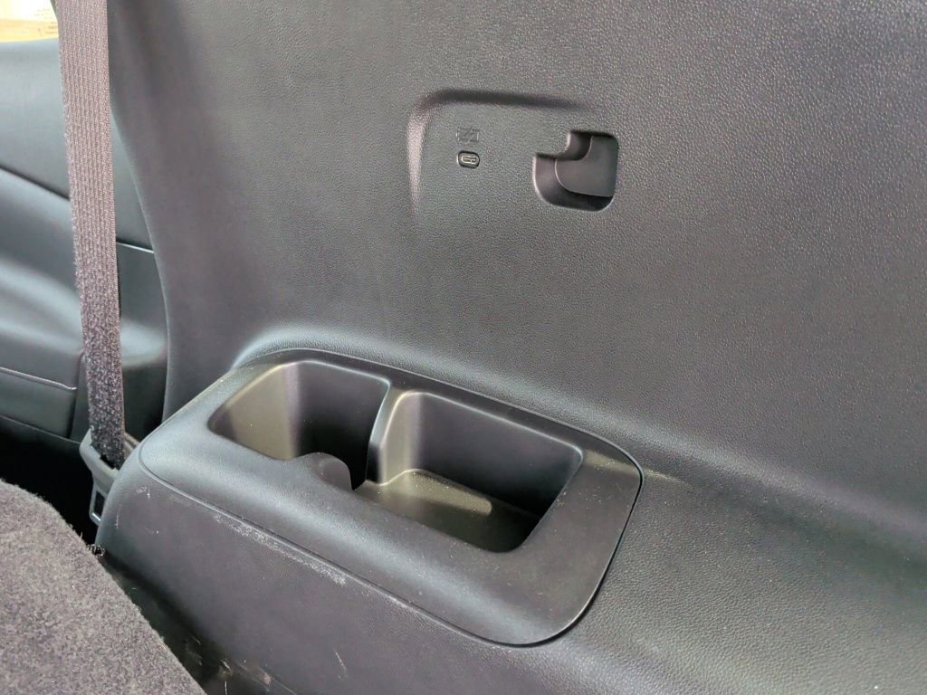 Used 2025 Chevrolet Traverse LT w/ Driver Confidence Package image 42