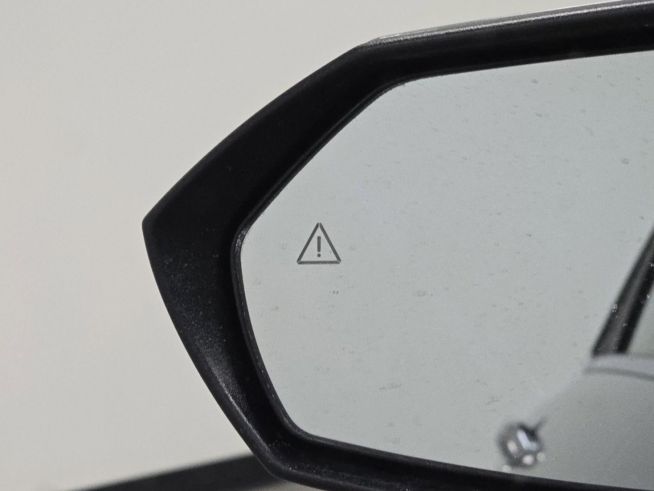 Used 2025 Hyundai Elantra SEL image 11