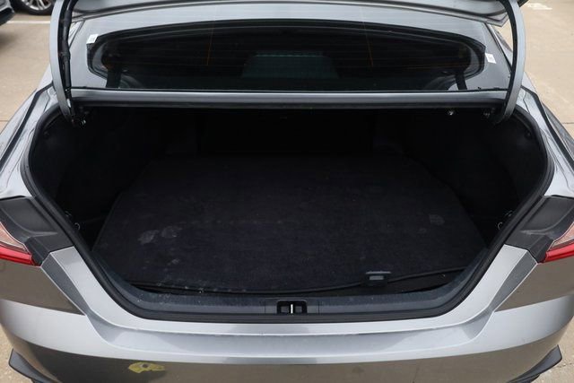 Used 2025 Toyota Camry SE image 25