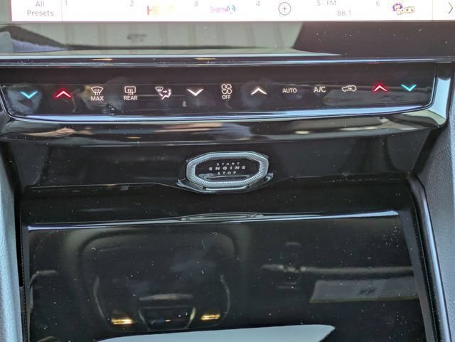 New 2026 Jeep Grand Cherokee Limited w/ Limited Altitude Package AWD/4WD image 26