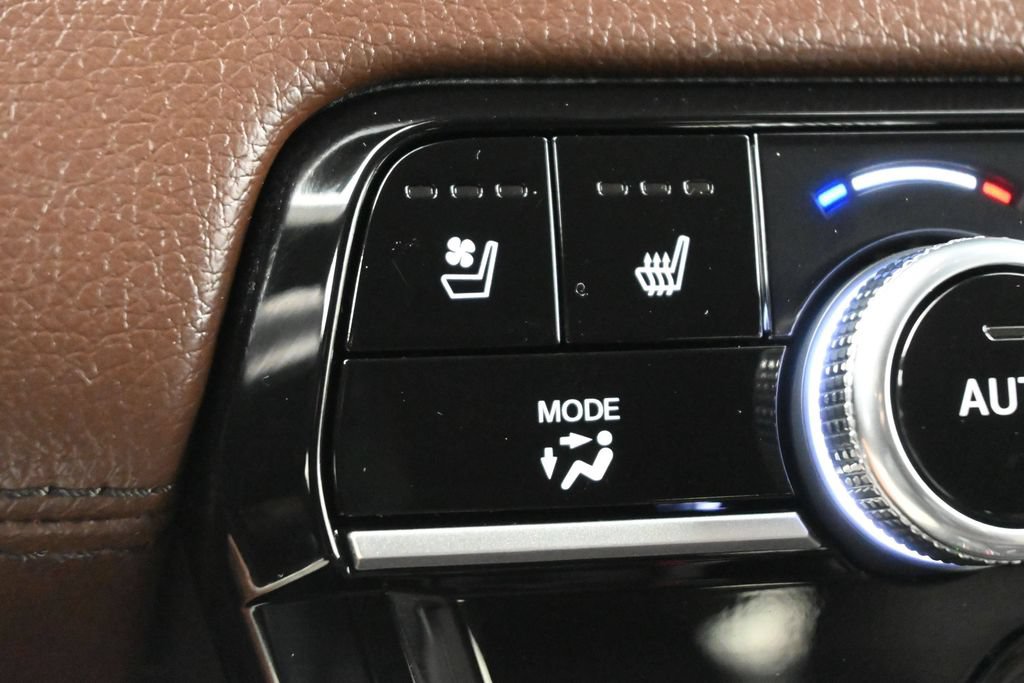 Used 2024 Honda Pilot Elite image 15