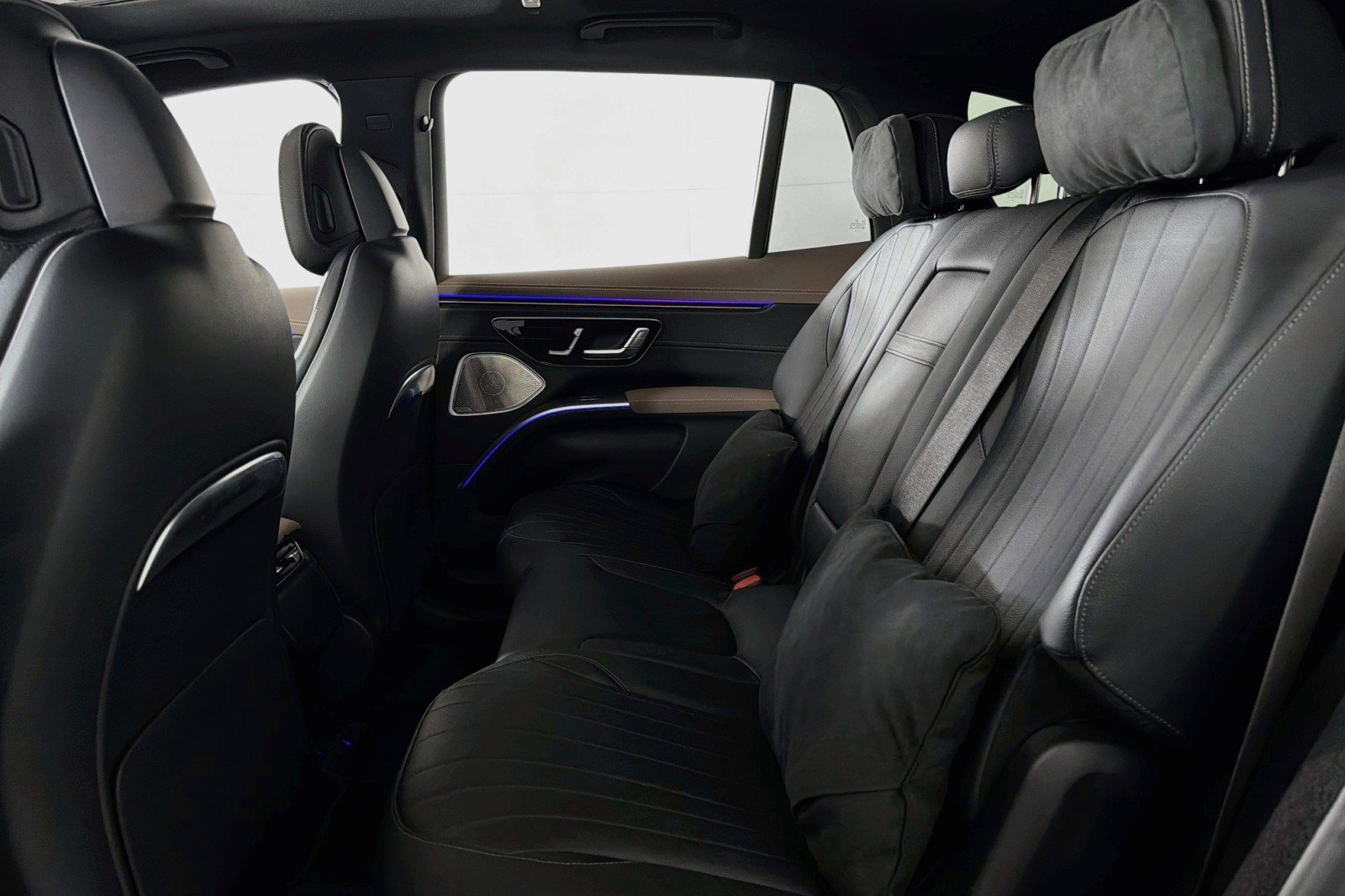 Certified 2024 Mercedes-Benz EQS 450+ SUV image 8