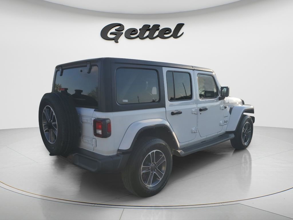 Used 2023 Jeep Wrangler Sahara image 4