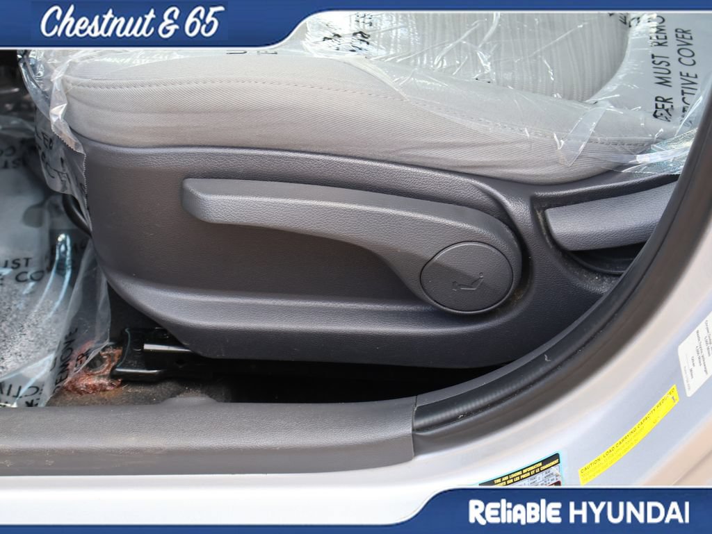 Used 2017 Hyundai Accent SE FWD image 24