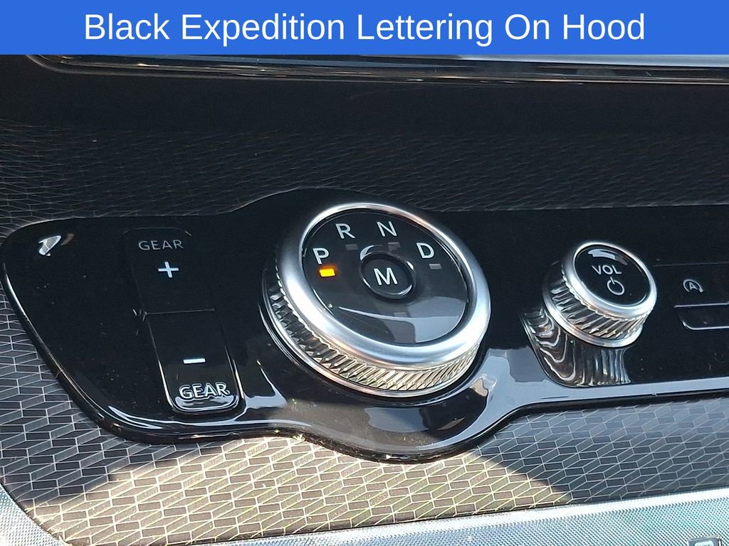 New 2025 Ford Expedition Max Platinum w/ Stealth Performance Package image 11