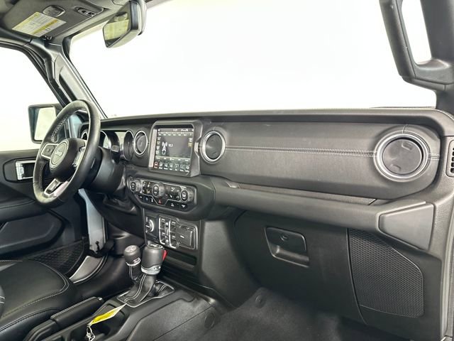 Used 2023 Jeep Wrangler Unlimited Sahara w/ Cold Weather Group image 29