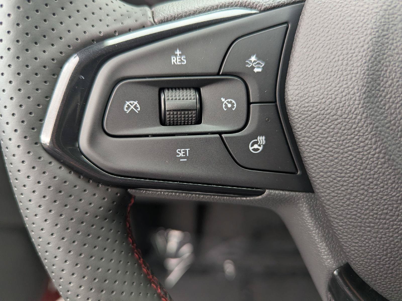 New 2026 Chevrolet Trax RS w/ Driver Confidence Package FWD image 44