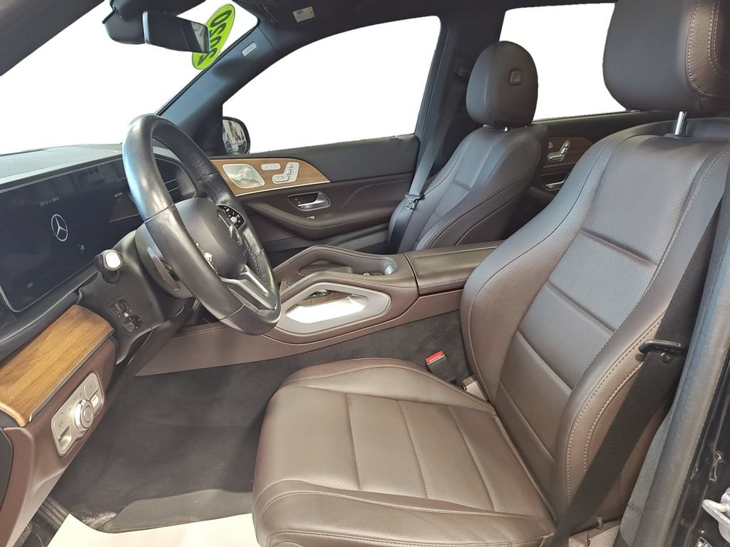 Used 2022 Mercedes-Benz GLS 450 4MATIC image 9