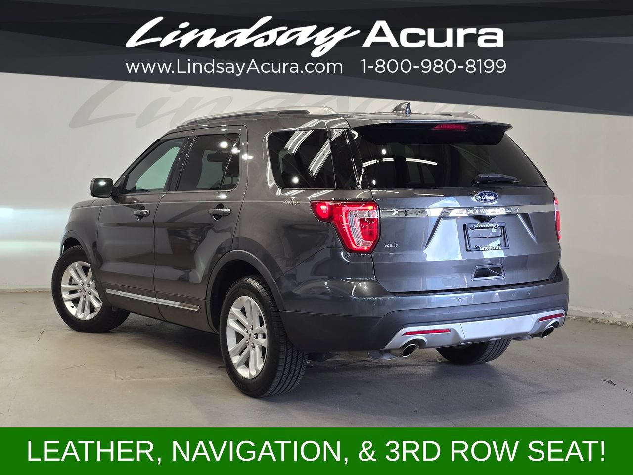 Used 2017 Ford Explorer XLT w/ Equipment Group 202A FWD image 4