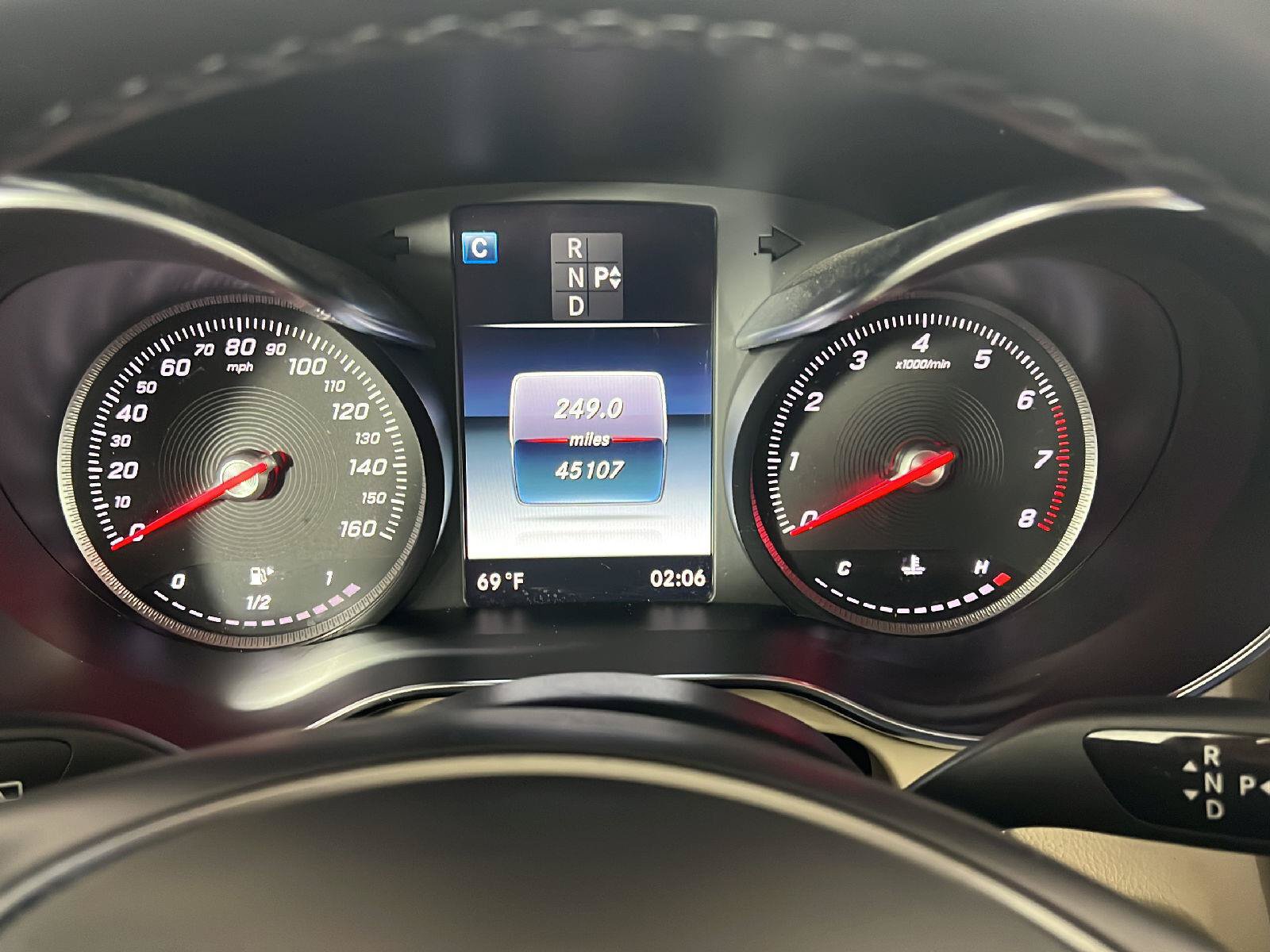 Used 2019 Mercedes-Benz GLC 300 4MATIC image 18