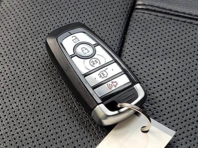 Used 2020 Ford Expedition Limited RWD image 32