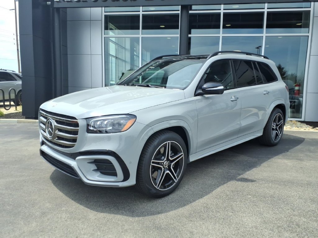 New 2026 Mercedes-Benz GLS 450 4MATIC image 2