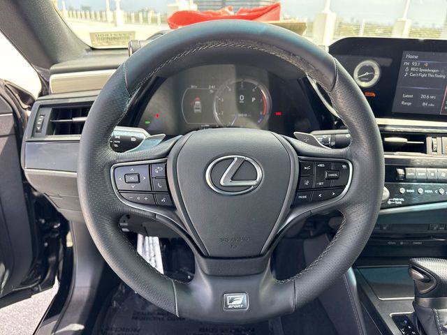 Certified 2022 Lexus ES 350 F Sport w/ Accessory Package 2 FWD image 14