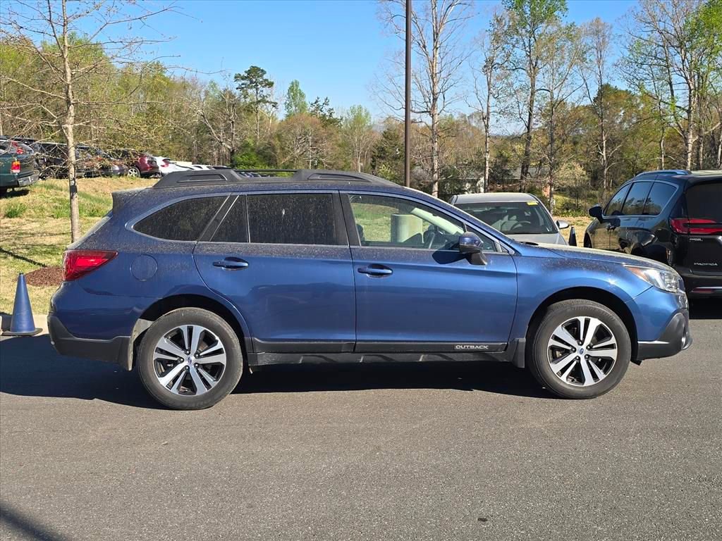 Used 2019 Subaru Outback 2.5i Limited image 2