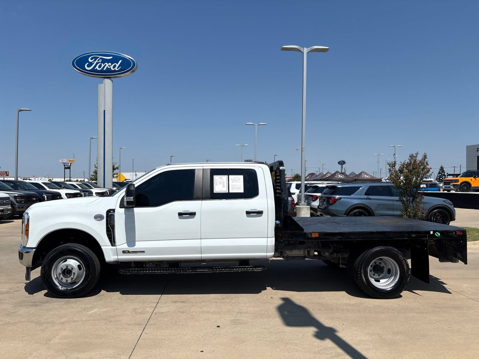 Used 2025 Ford F350 XL w/ XL Chrome Package AWD/4WD image 2