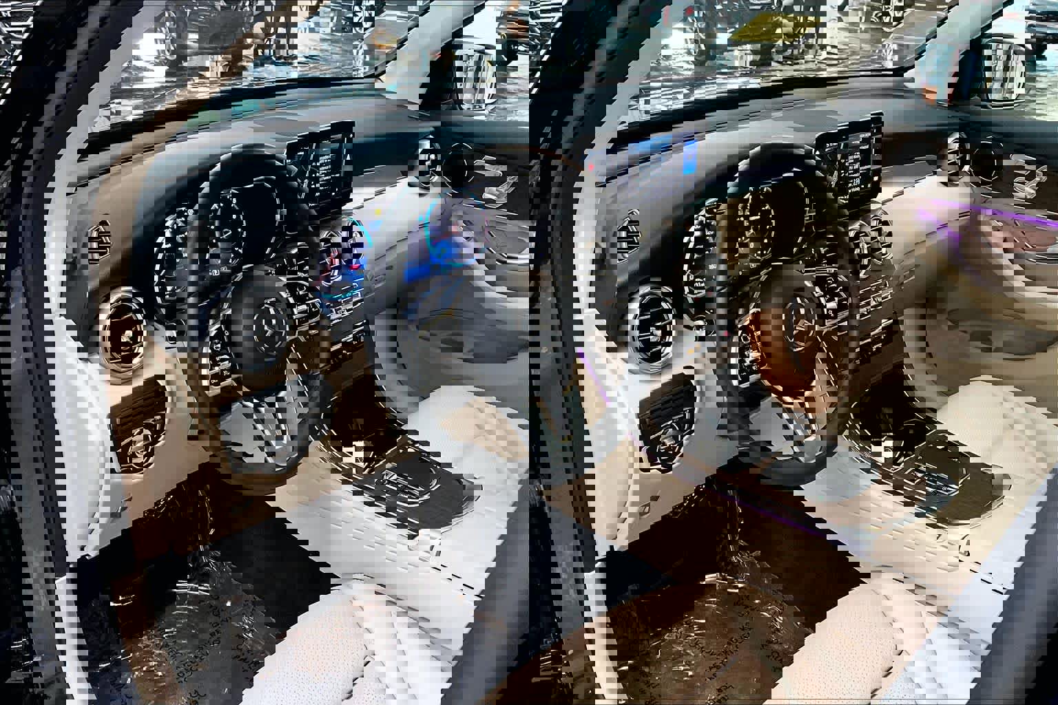 Used 2022 Mercedes-Benz GLC 300 4MATIC image 18