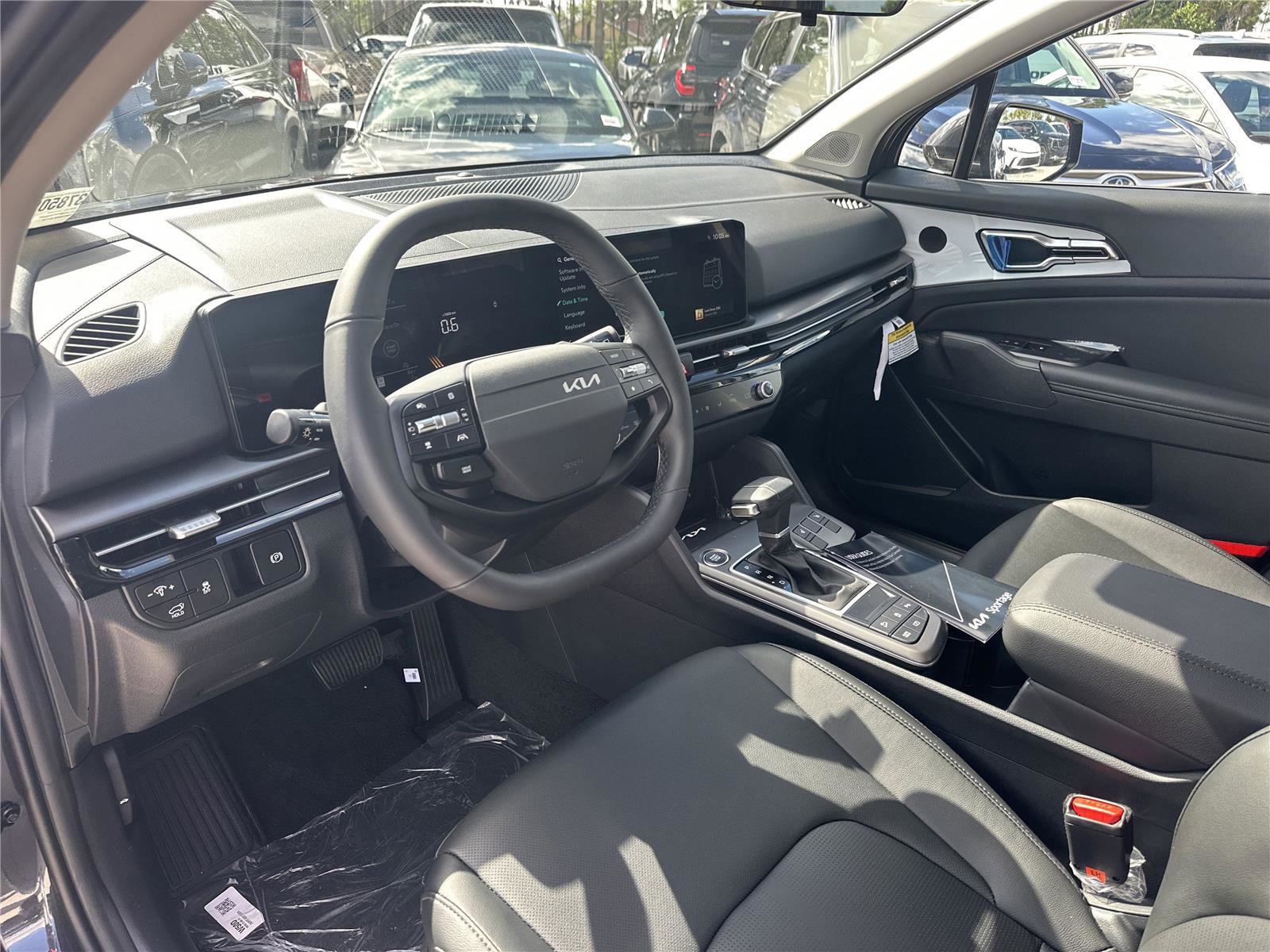 New 2026 Kia Sportage EX image 9