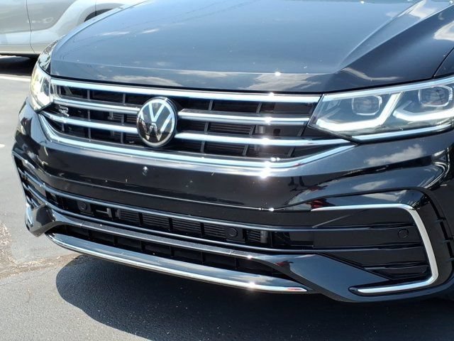 Used 2024 Volkswagen Tiguan SEL R-Line AWD/4WD image 36