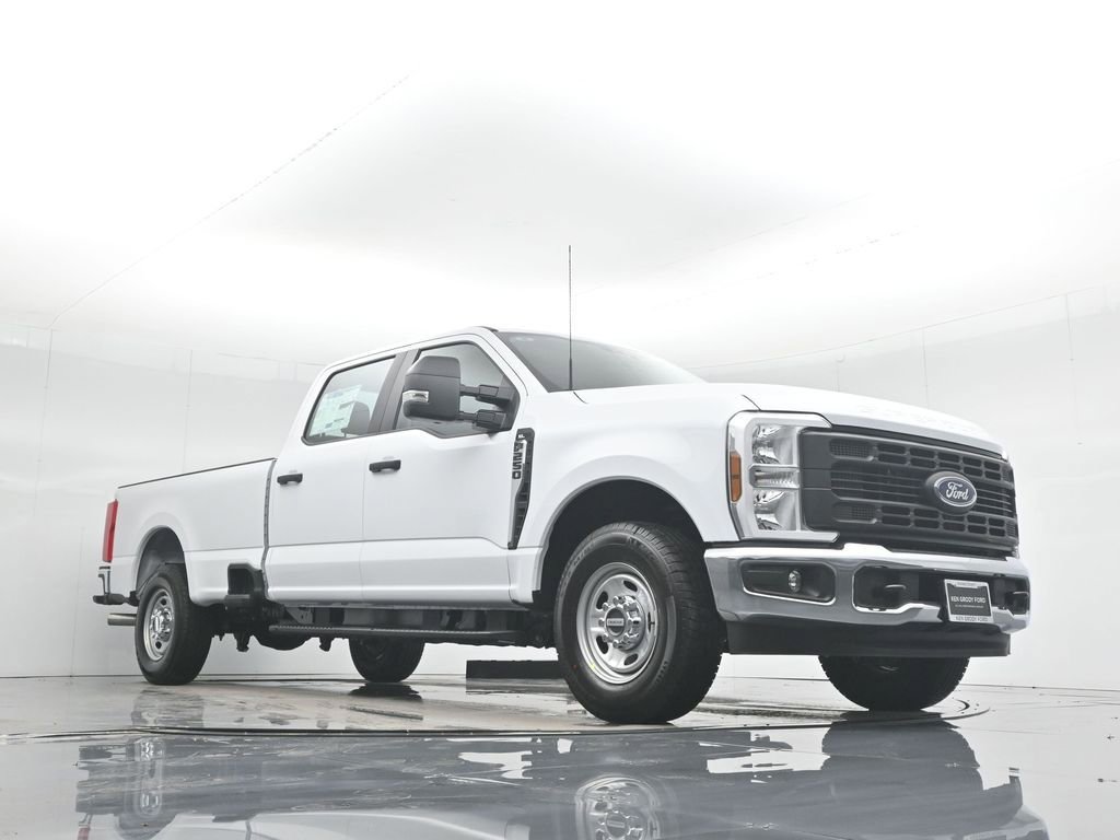 New 2026 Ford F250 XL w/ XL Chrome Package image 38