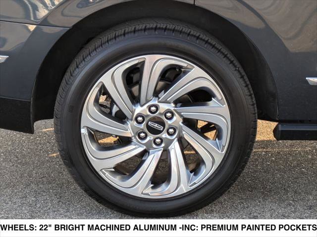 Used 2024 Lincoln Navigator Reserve image 9