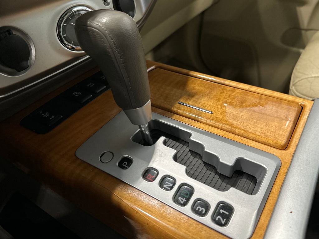 Used 2008 INFINITI QX56 4WD w/ Technology Pkg image 23