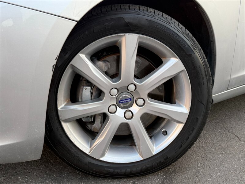Used 2016 Volvo V60 T5 Platinum AWD/4WD image 7