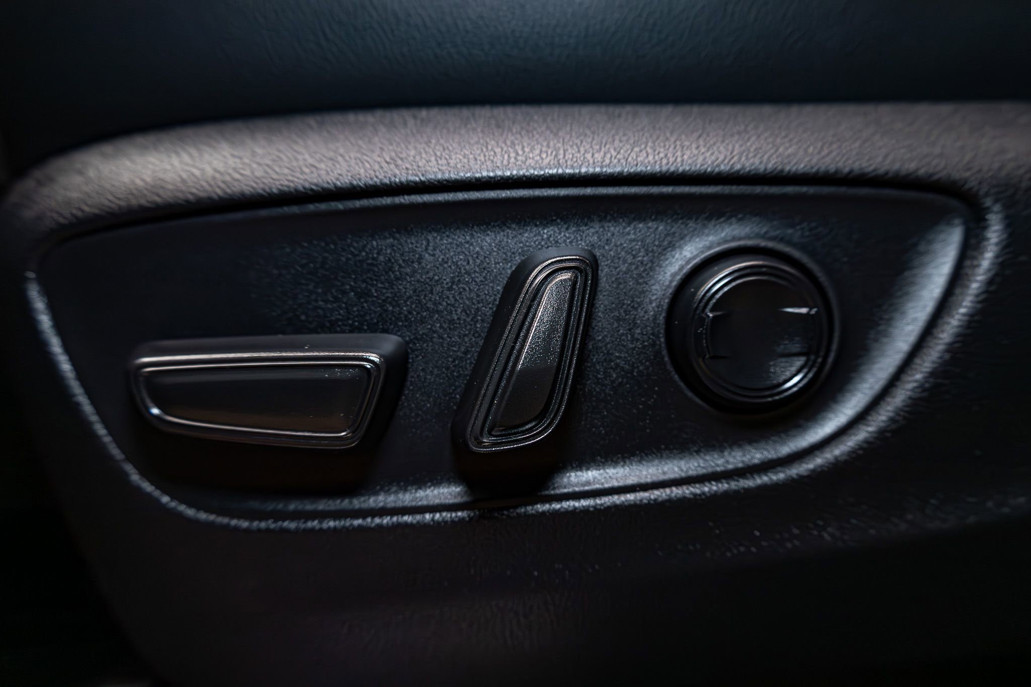 Used 2025 Toyota Land Cruiser w/ Premium Package image 21