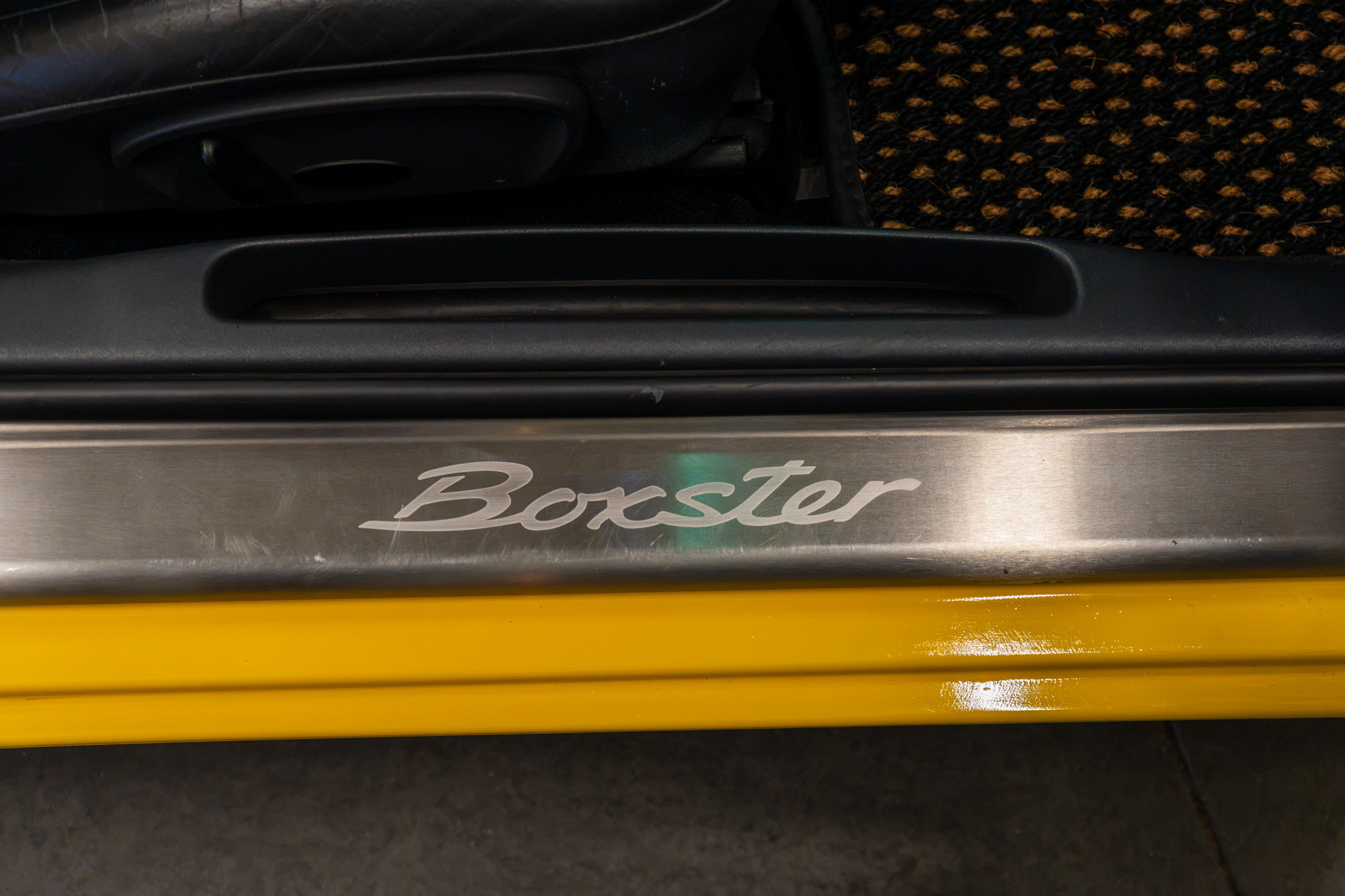 Used 1998 Porsche Boxster RWD image 41