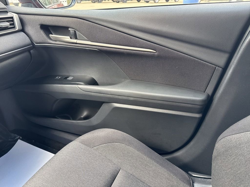 Used 2025 Toyota Camry LE FWD image 20