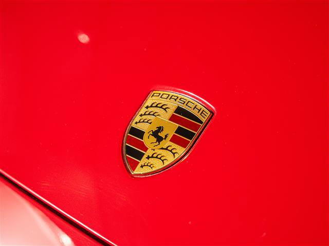 Certified 2023 Porsche Cayenne Turbo S AWD/4WD image 13