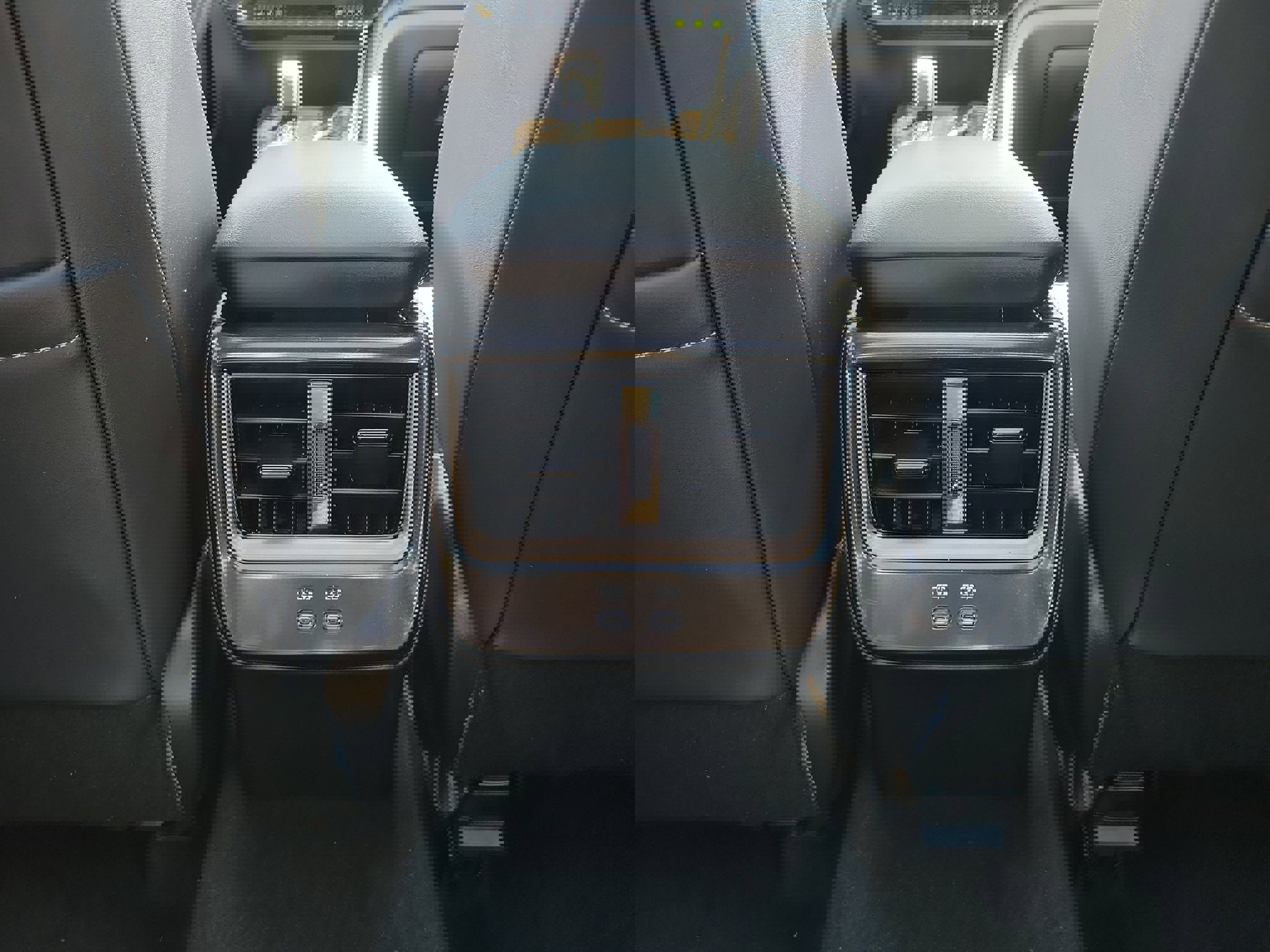 Used 2024 Toyota Crown Limited image 19