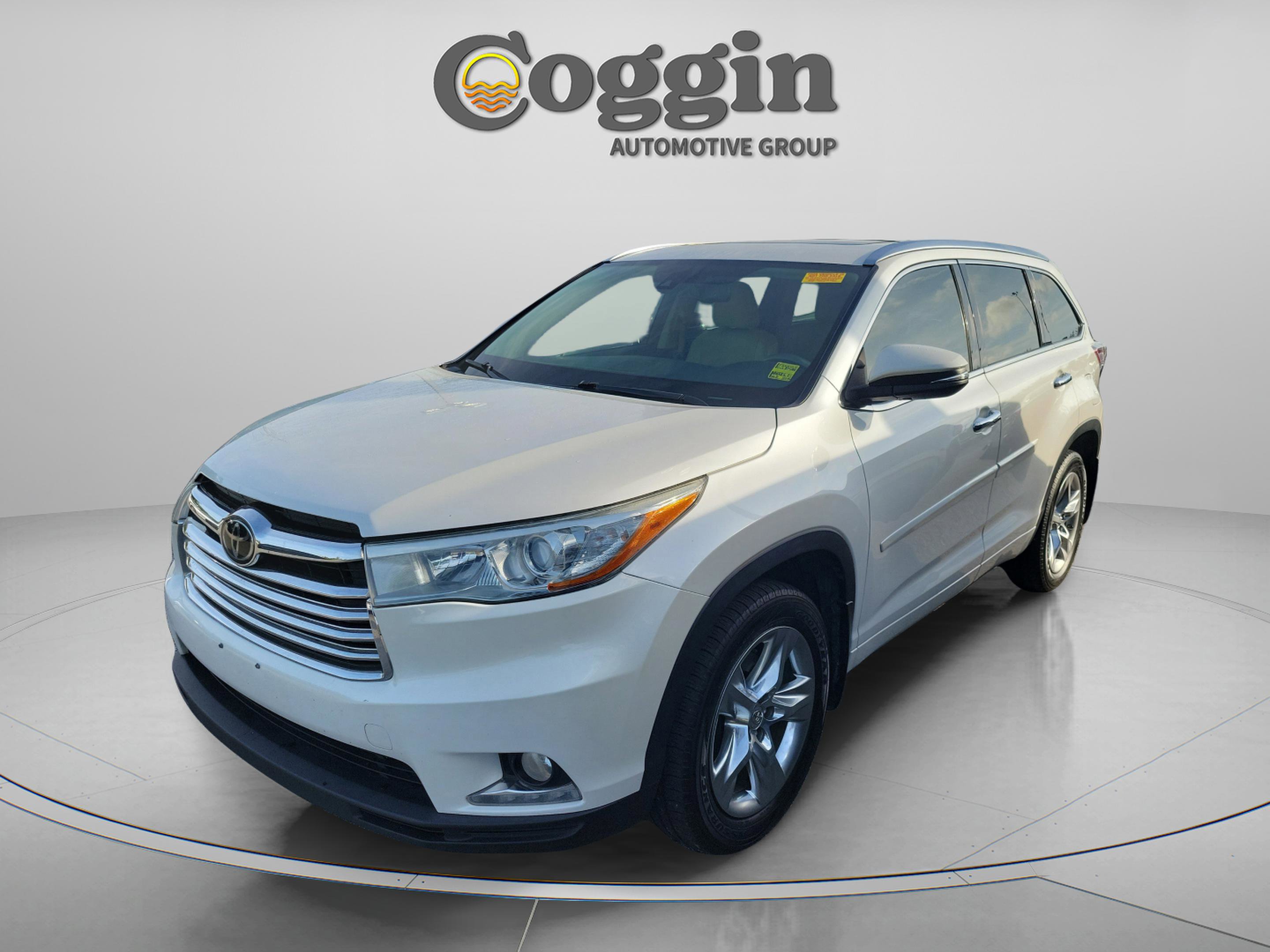 Used 2015 Toyota Highlander Limited w/ Driver Technology Package