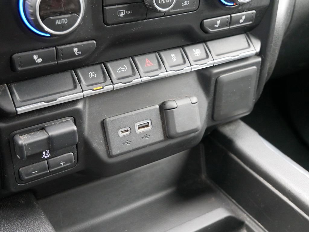 Used 2020 Chevrolet Silverado 1500 RST AWD/4WD image 27