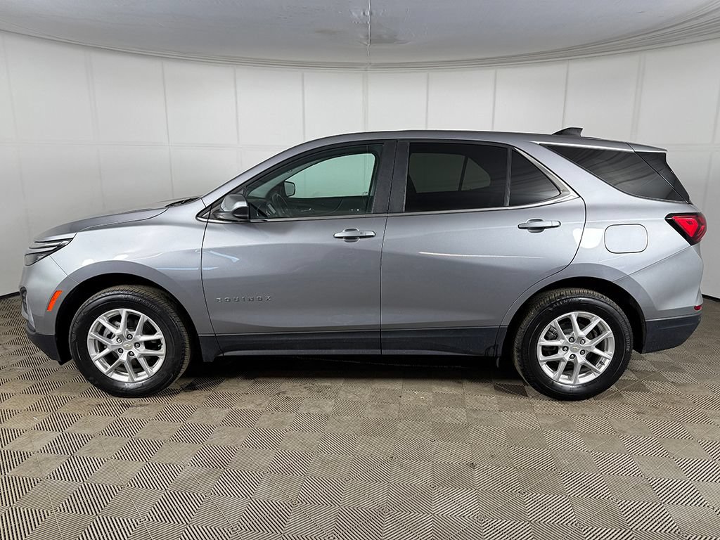 Used 2023 Chevrolet Equinox LT AWD/4WD image 13