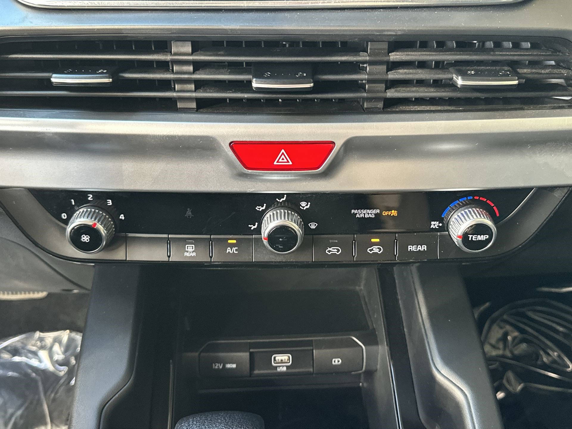 Certified 2020 Kia Telluride LX image 16