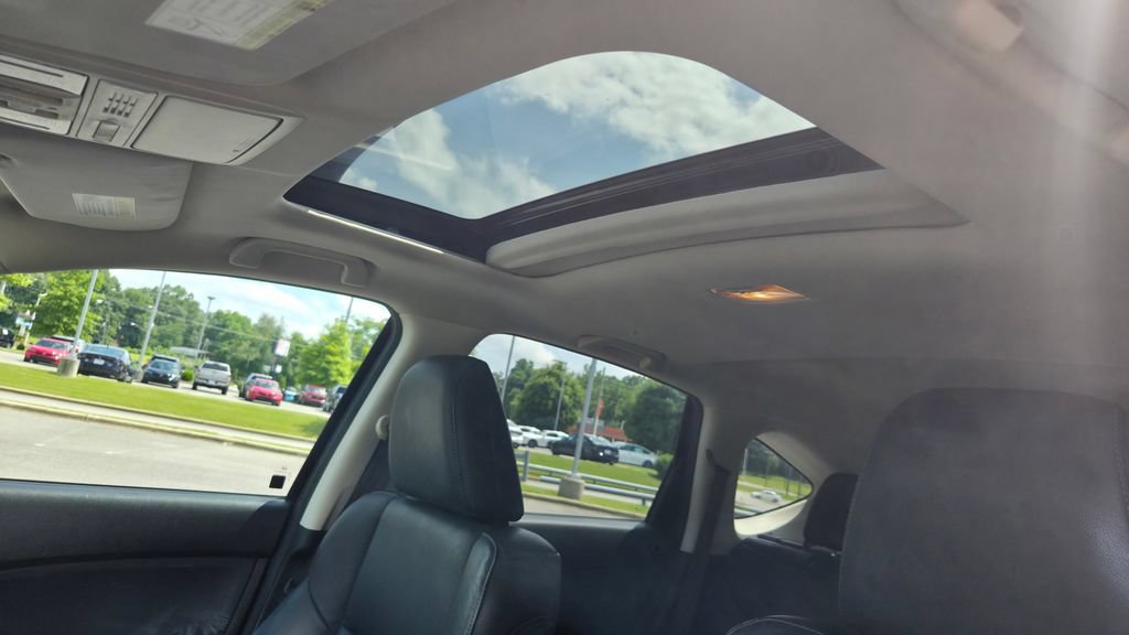 Used 2016 Honda CR-V Touring image 17