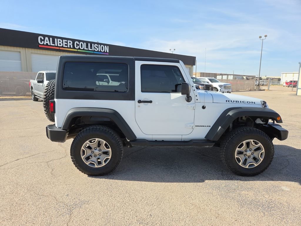 Used 2015 Jeep Wrangler Rubicon w/ Power Convenience Group image 5