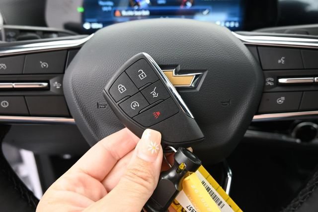 New 2027 Chevrolet Equinox LT w/ Convenience Package II FWD image 30