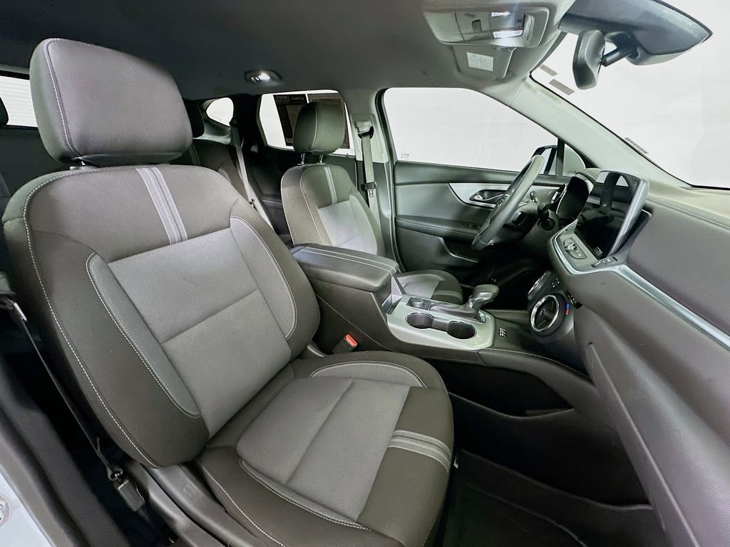 Used 2024 Chevrolet Blazer LT w/ Convenience Package image 12
