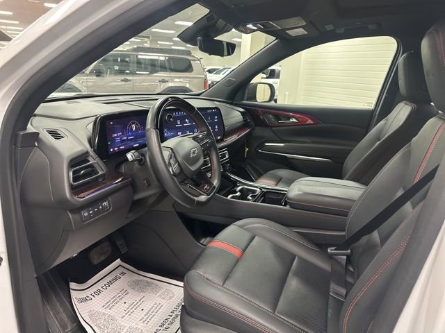 Used 2024 Chevrolet Traverse RS w/ LPO, Floor Liner Package AWD/4WD image 10