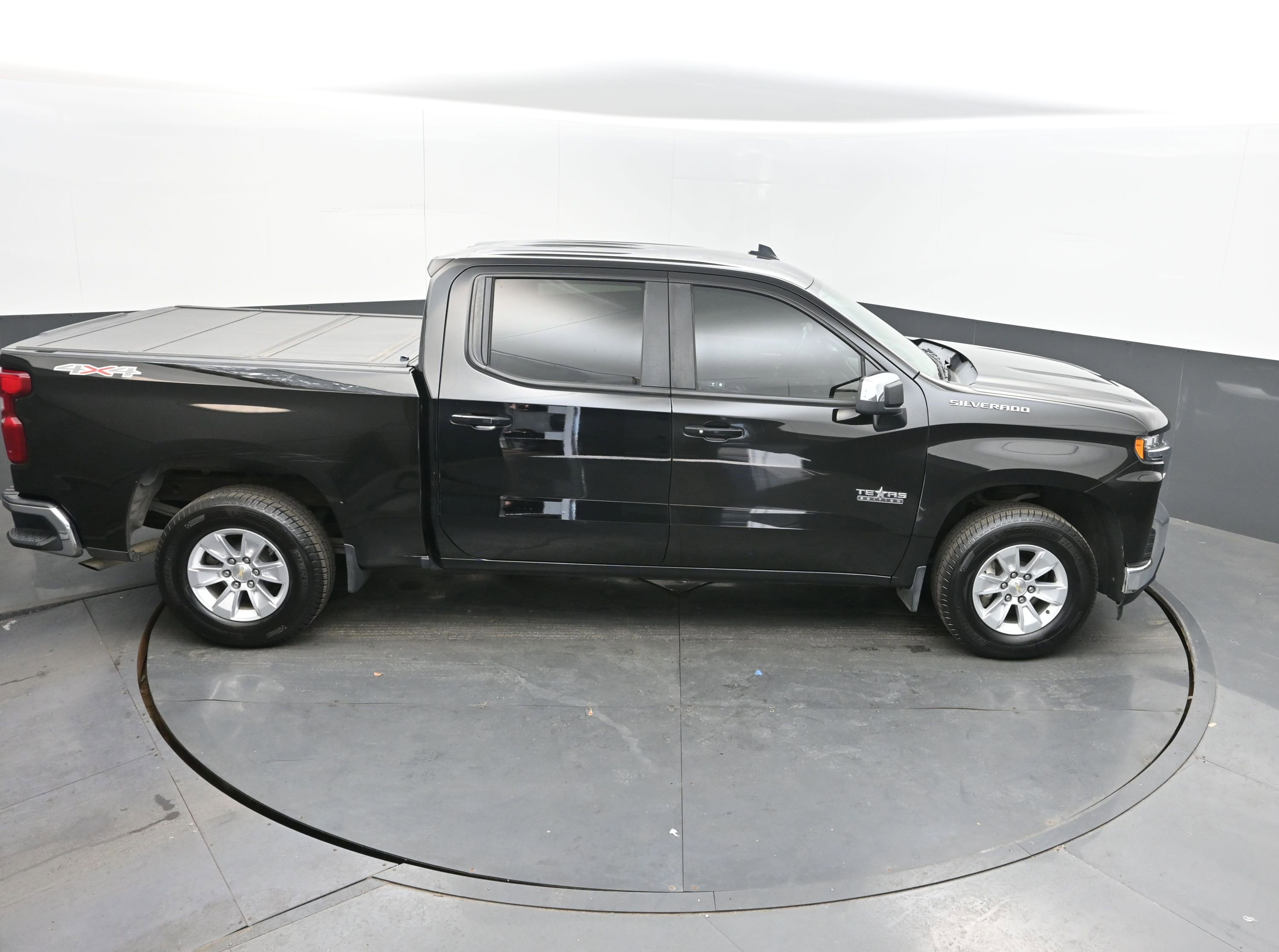Used 2020 Chevrolet Silverado 1500 LT w/ Texas Edition image 37