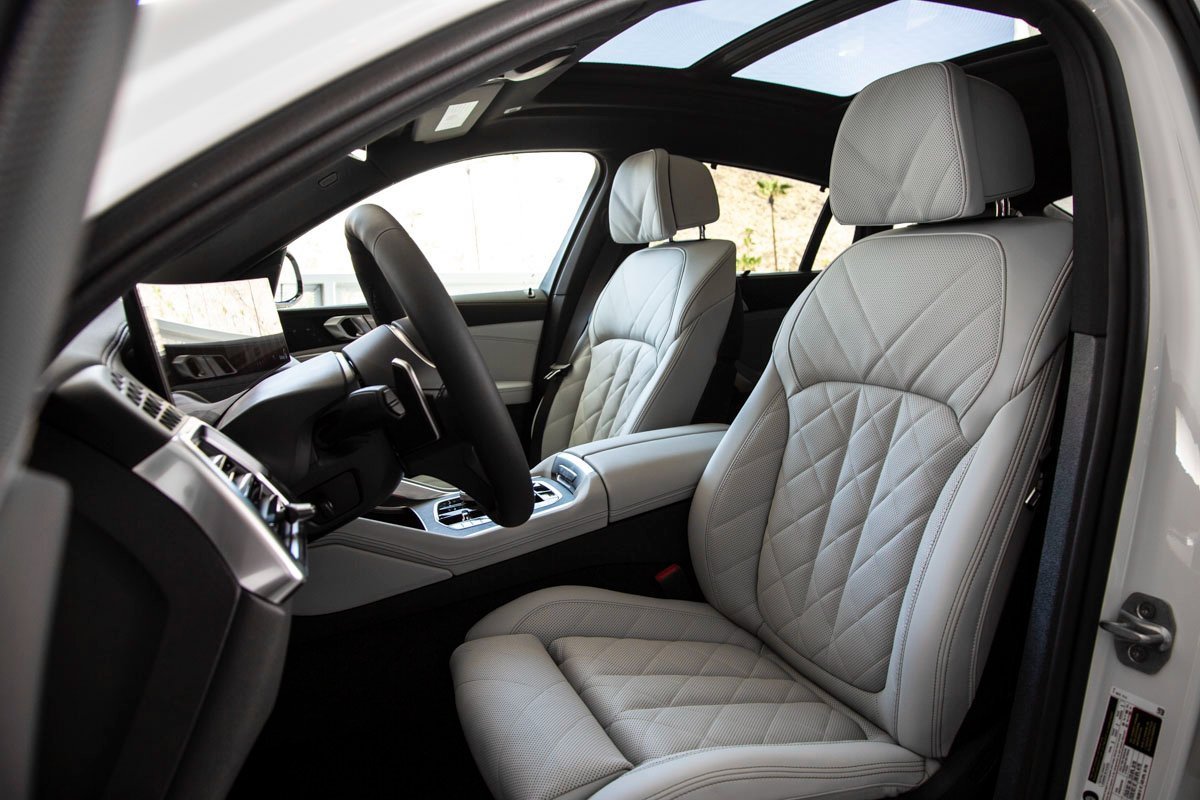 New 2026 BMW X6 xDrive40i image 18