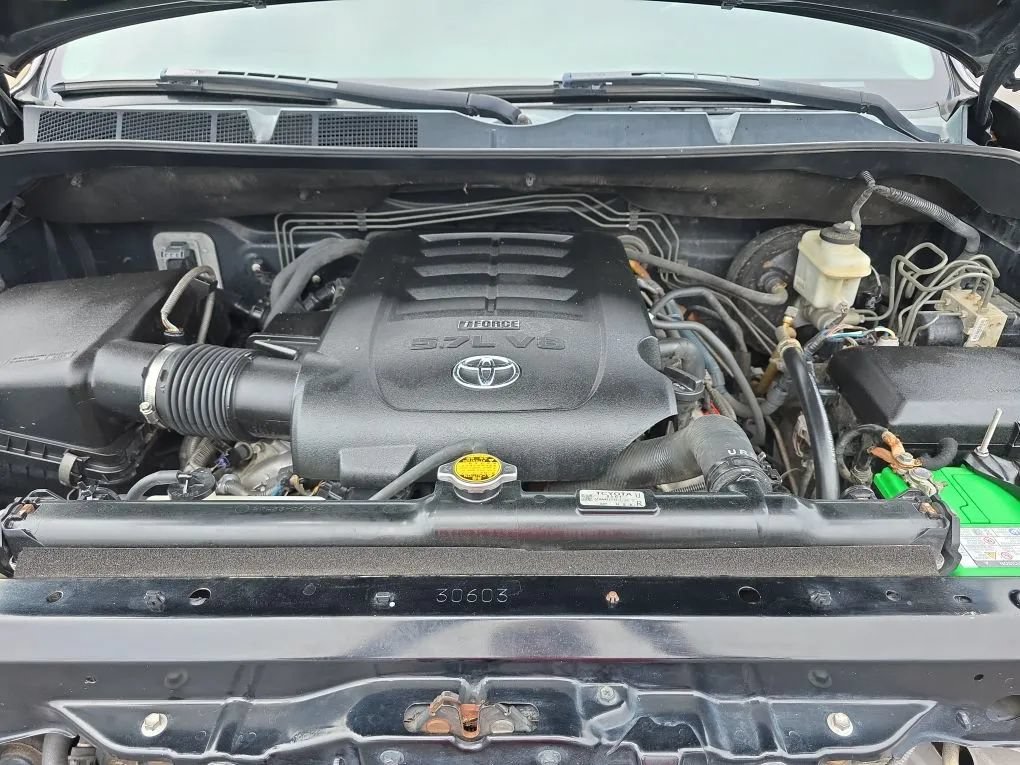 Used 2012 Toyota Tundra Limited w/ Platinum Pkg RWD image 50