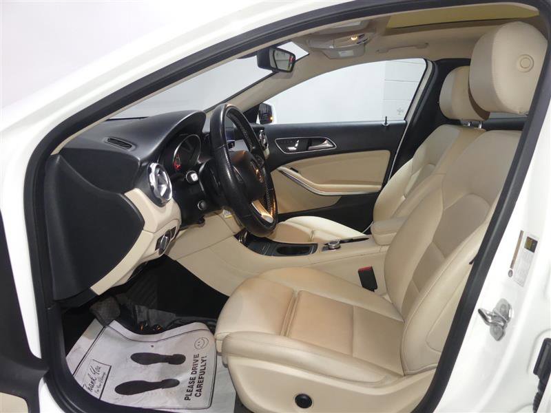 Used 2019 Mercedes-Benz GLA 250 4MATIC image 21