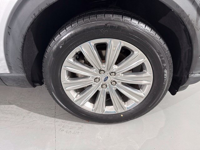 Used 2022 Ford Explorer Platinum w/ Equipment Group 601A AWD/4WD image 14