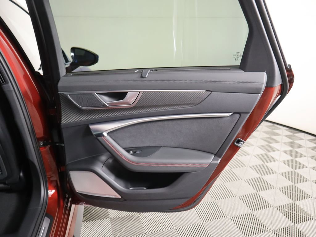 New 2025 Audi RS 6 performance image 29