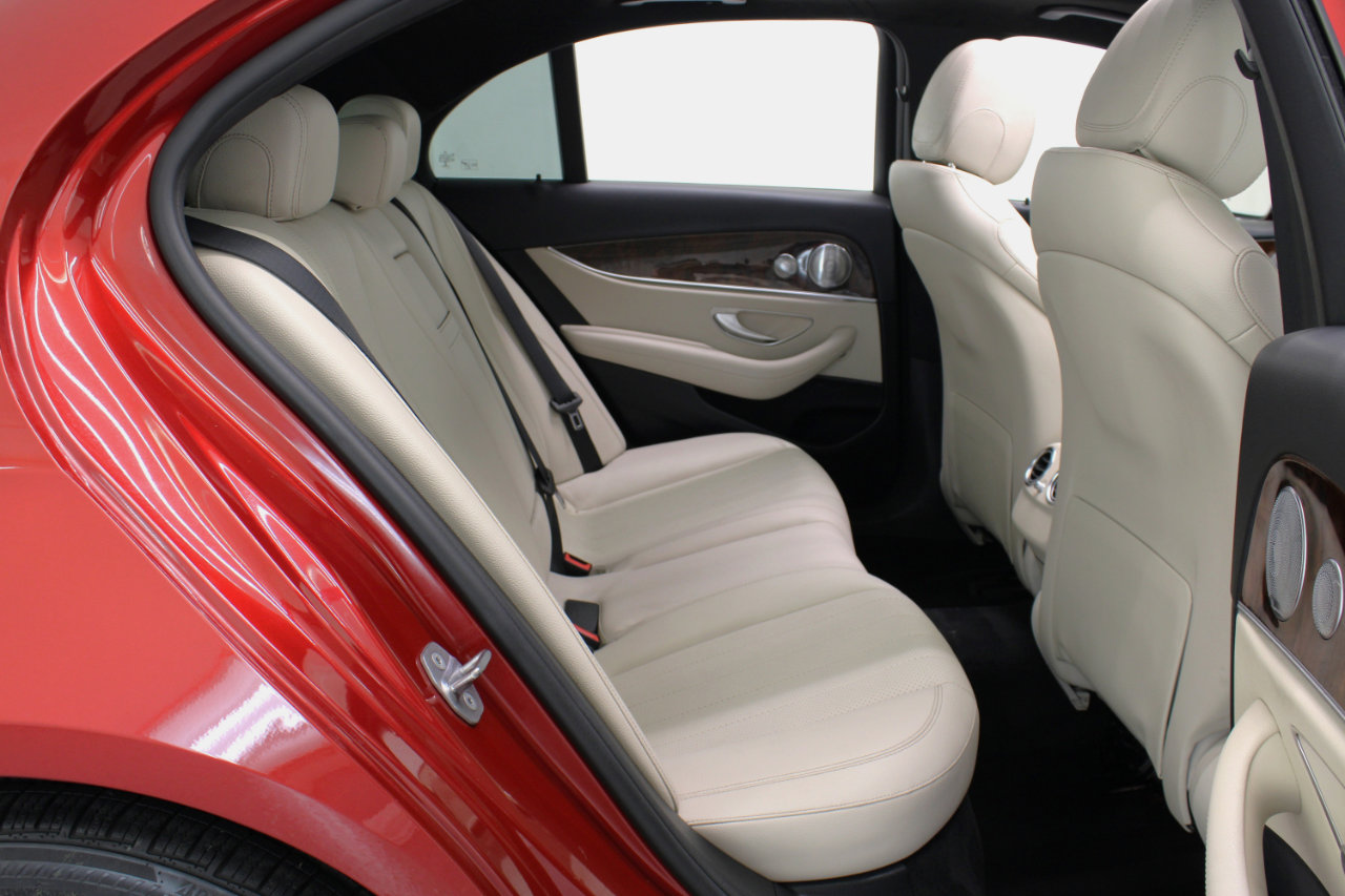 Used 2017 Mercedes-Benz E 300 image 43