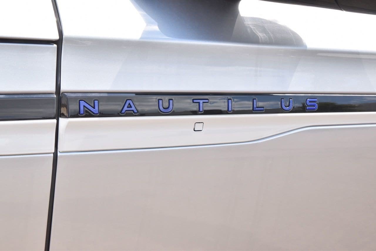 New 2026 Lincoln Nautilus Reserve AWD/4WD image 70