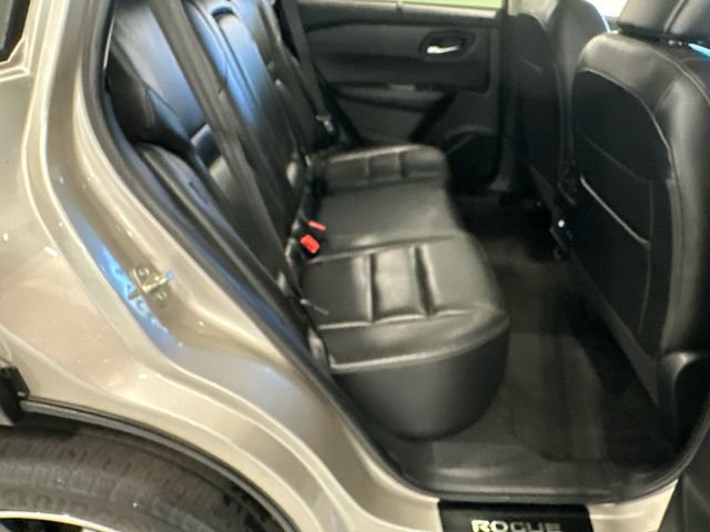 Used 2024 Nissan Rogue SL w/ SL Premium Package AWD/4WD image 35