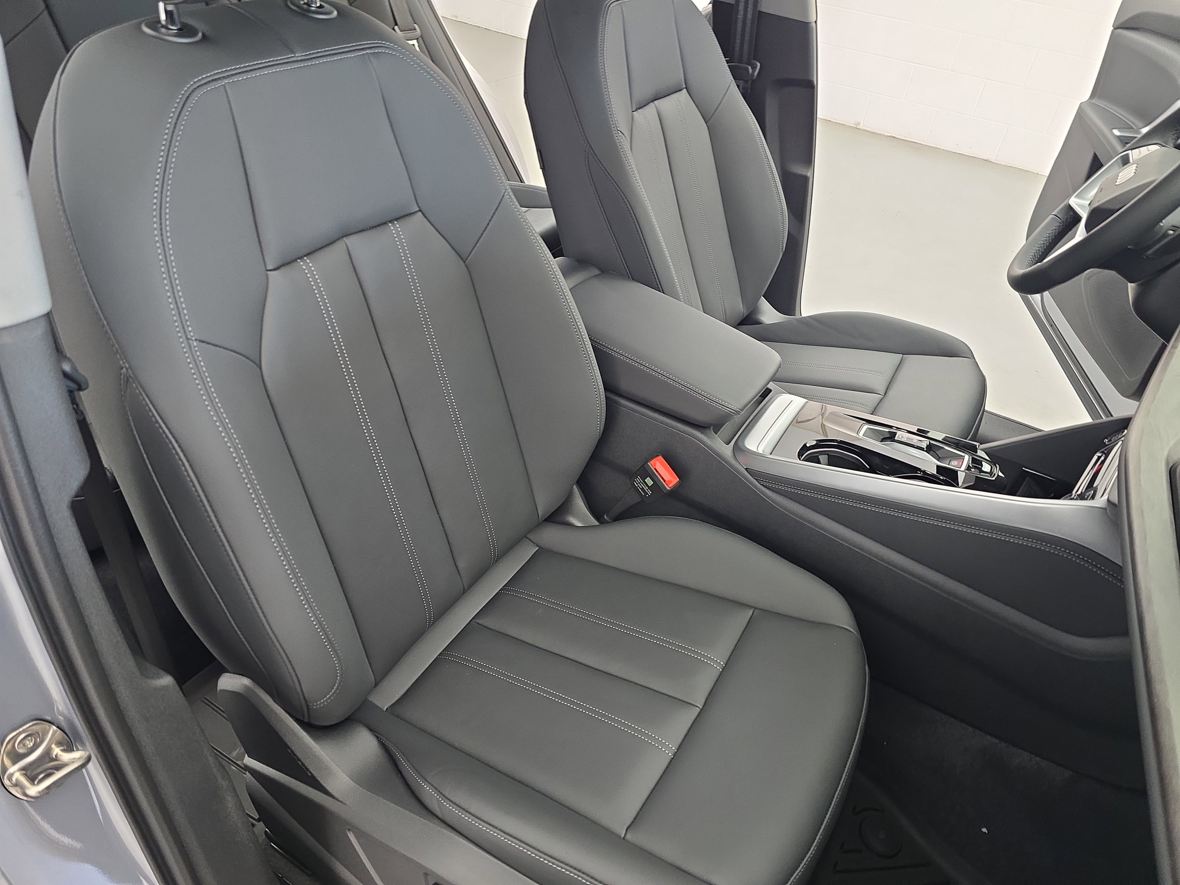 New 2025 Audi Q5 Premium image 10